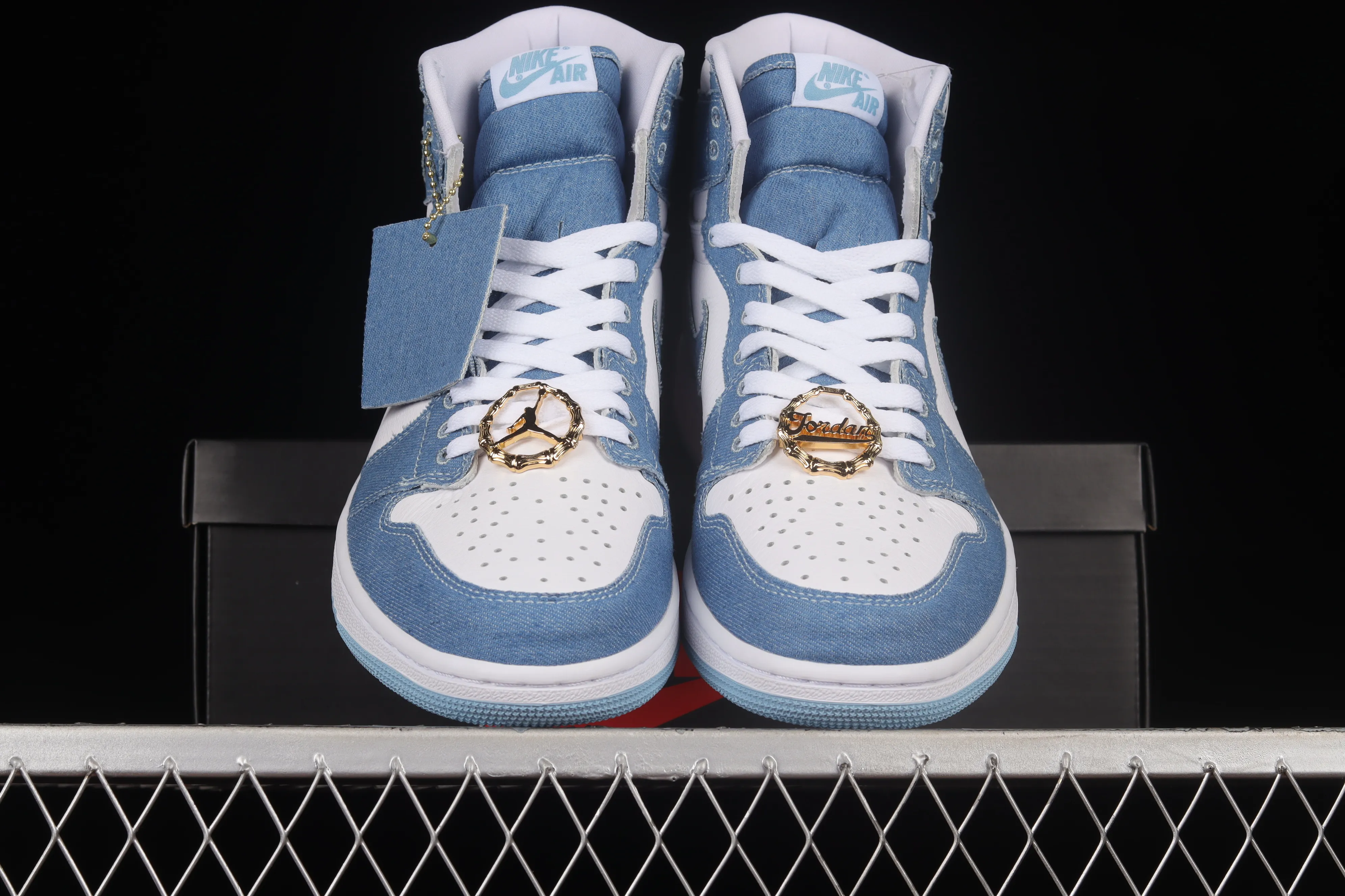 All categories Air Jordan Jordan series basketball shoes Air Jordan 1 High Air Jordan 1 High OG "Denim" AJ1 Joe 1 denim washed denim DM9036-104